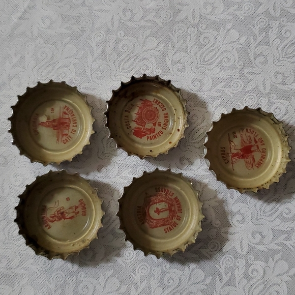 15 Coke 1960s "Tour The World" Bottle Caps Old Folk Art Retro Collectible Decor - Picture 14 of 16